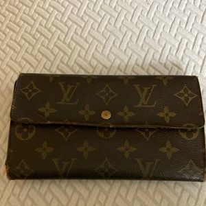 Louis Vuitton authentic wallet